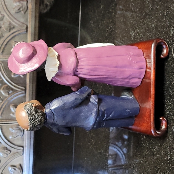 ⛪️Church Couple Figurines - Picture 2 of 8